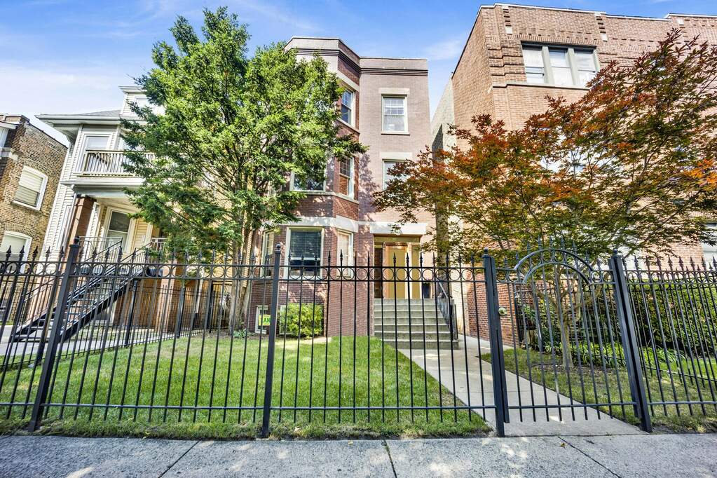 4950 N Winchester Avenue #2 property in Chicago