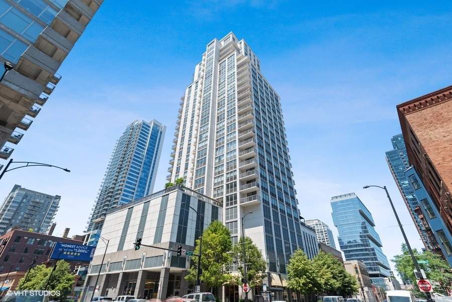 200 W Grand Avenue #1604 property in Chicago
