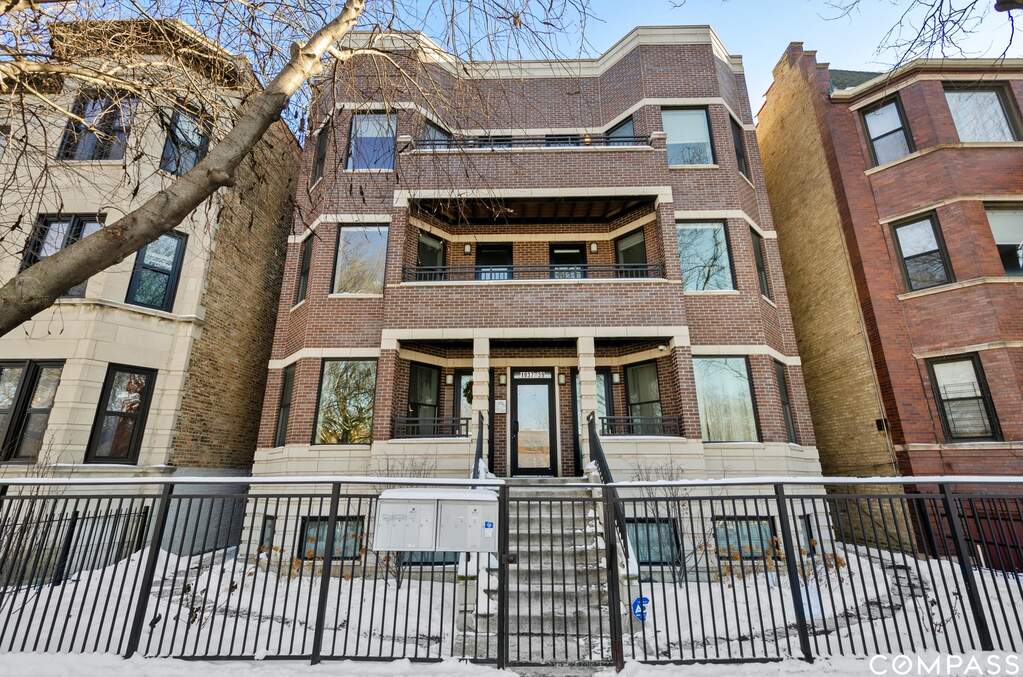 1939 N Humboldt Boulevard #1E property in Chicago