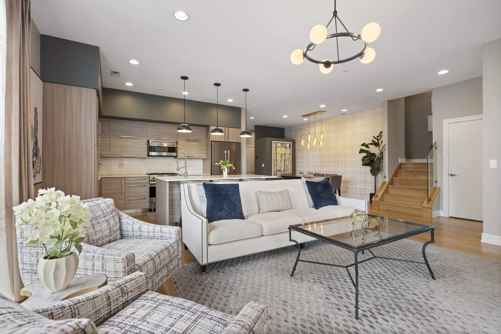 Designer kitchen and refined entertaining spaces