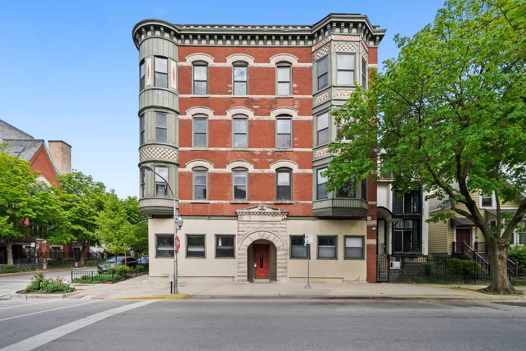 3055 N Seminary Avenue #3S property in Chicago