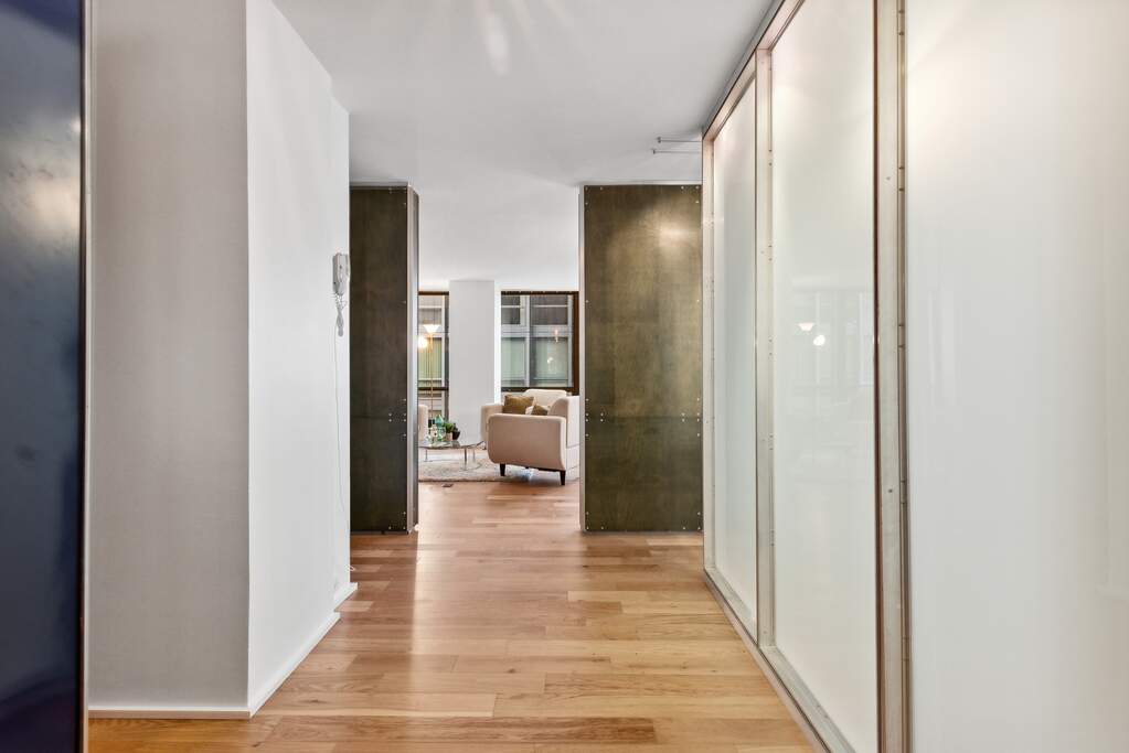 Designer kitchen and refined entertaining spaces