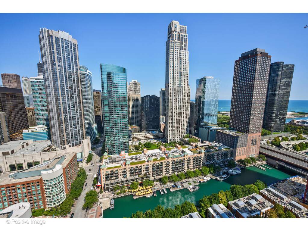 Private full-floor residence detail at Park Tower