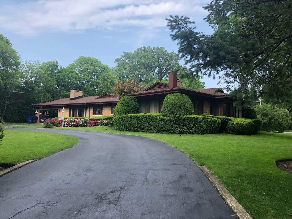 1201 Longmeadow Lane property in GLENCOE