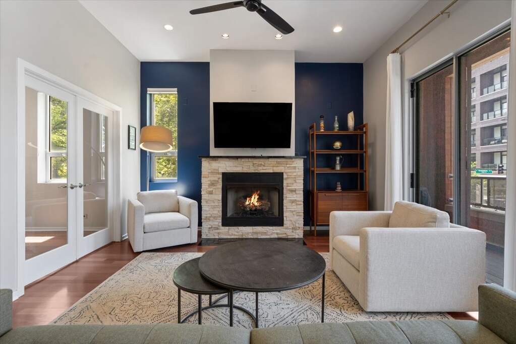 Designer kitchen and refined entertaining spaces