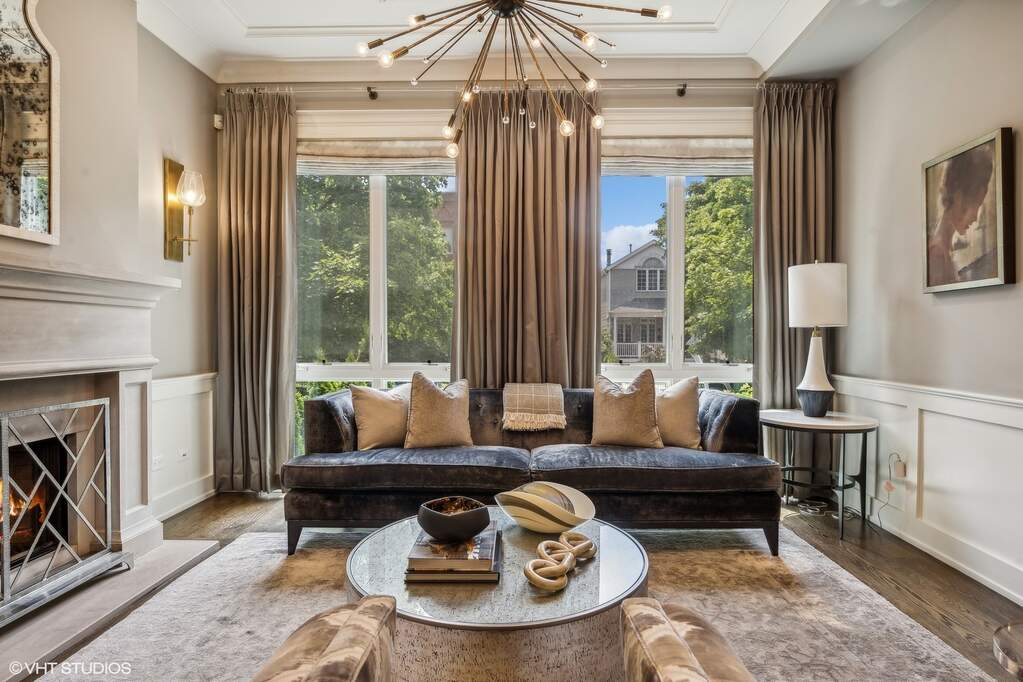 Luxury living space with panoramic Chicago views