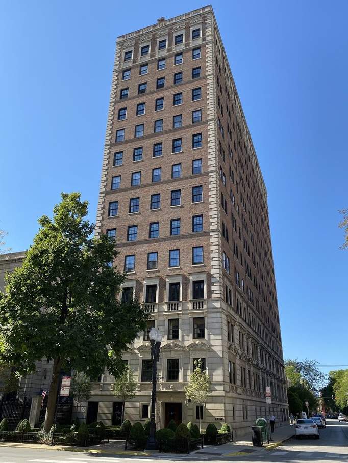 1366 N Dearborn Parkway #6A property in Chicago