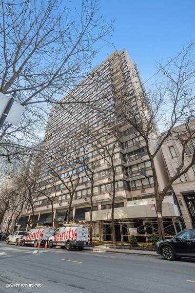 33 E Cedar Street #19D property in Chicago