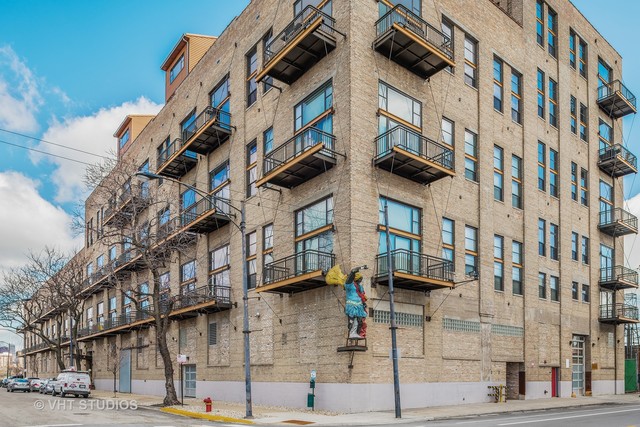 2545 S Dearborn Street #405 property in CHICAGO