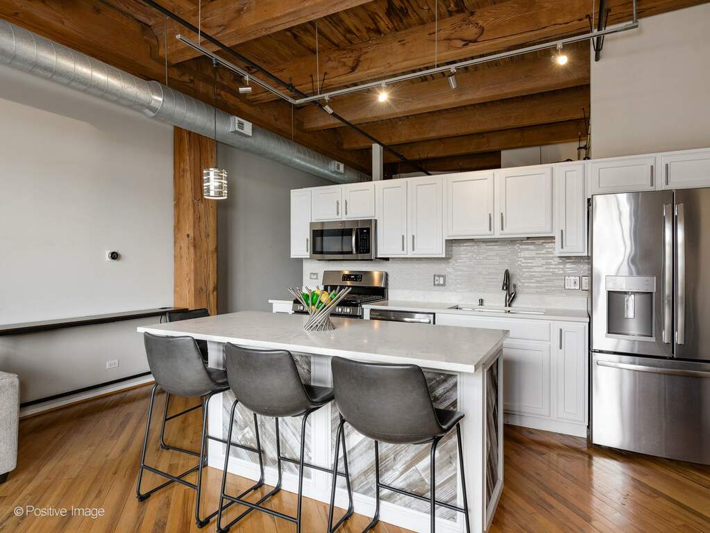Park Tower penthouse interior at 800 North Michigan Avenue