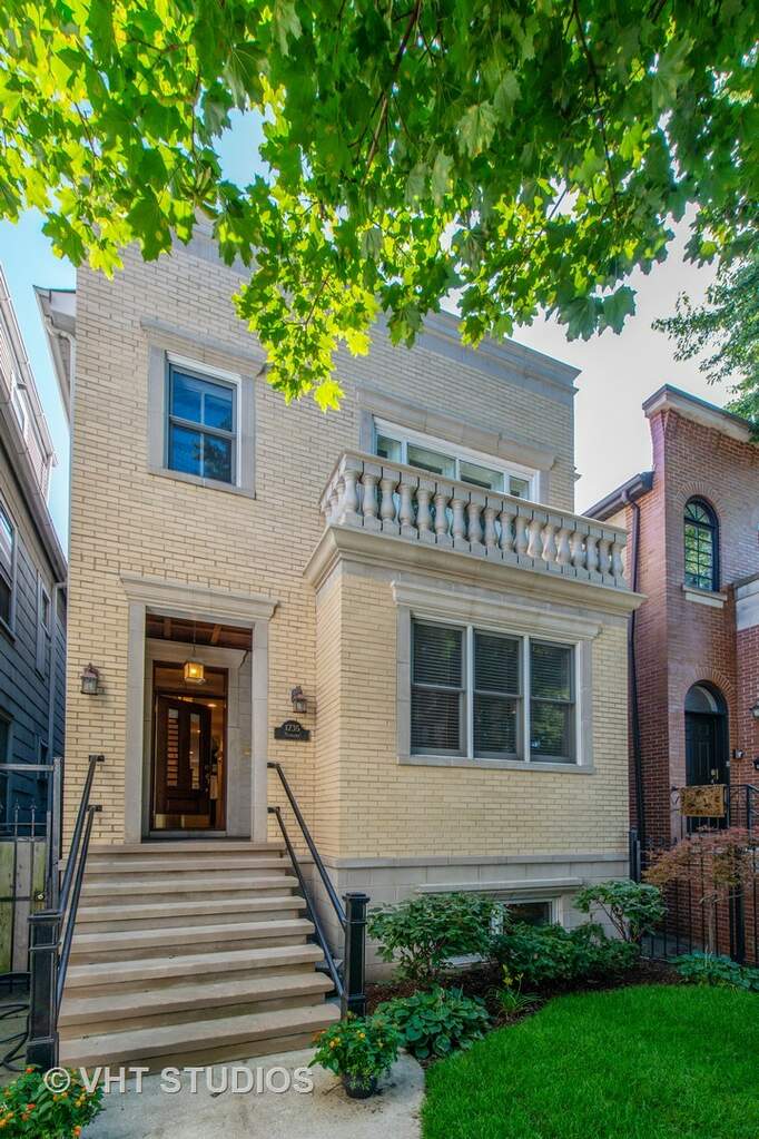 1735 W Newport Avenue property in Chicago