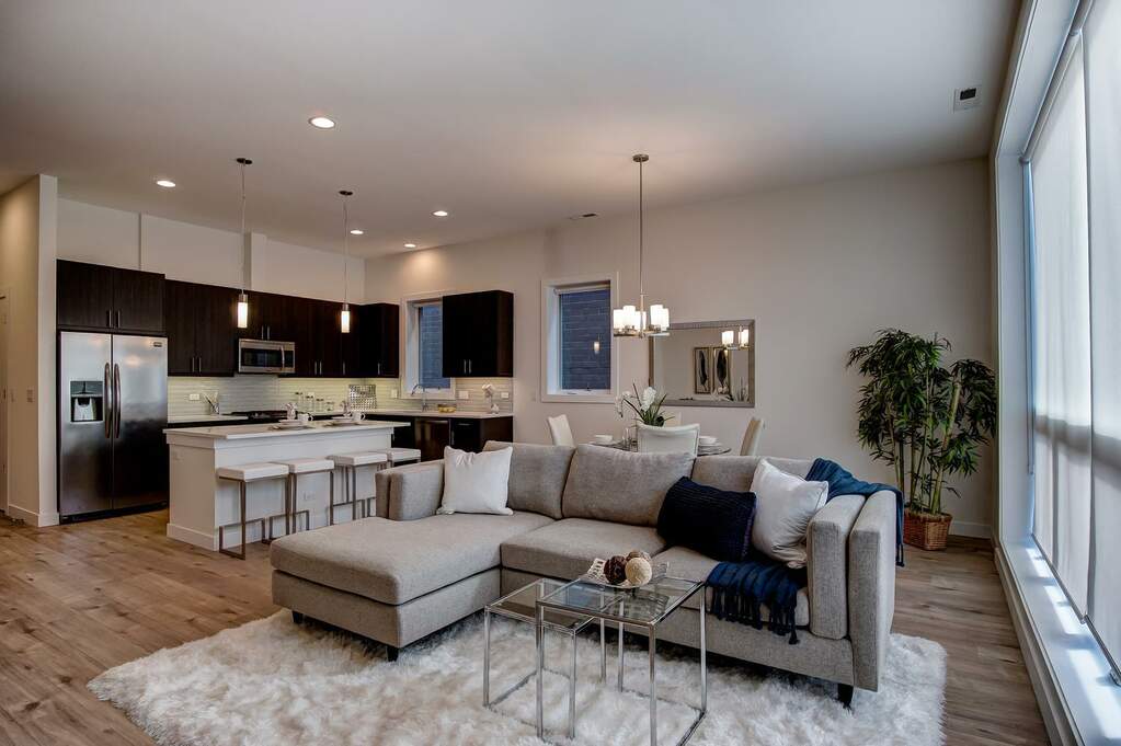 Designer kitchen and refined entertaining spaces