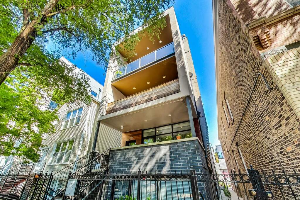 2217 N Leavitt Street #3 property in Chicago