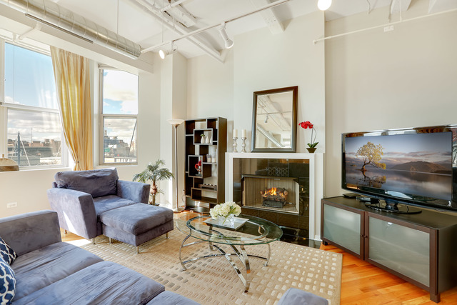 Park Tower penthouse interior at 800 North Michigan Avenue