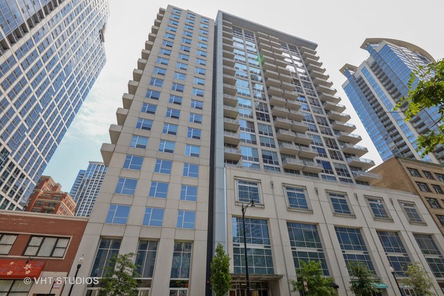 1305 S Michigan Avenue #1813 property in Chicago