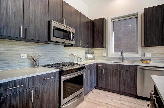 Private full-floor residence detail at Park Tower