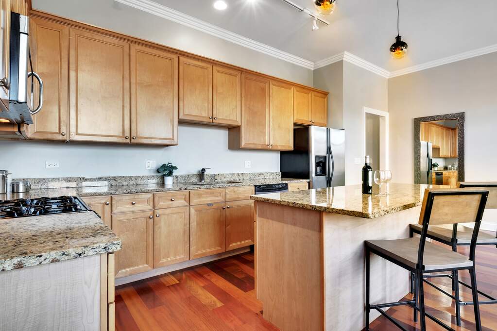 Designer kitchen and refined entertaining spaces