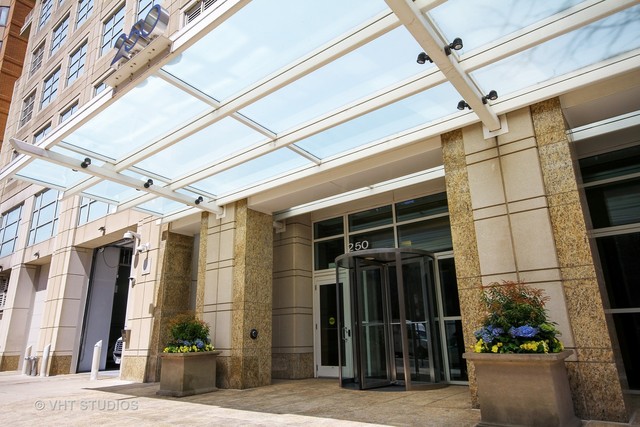 250 E Pearson Street #704 property in CHICAGO