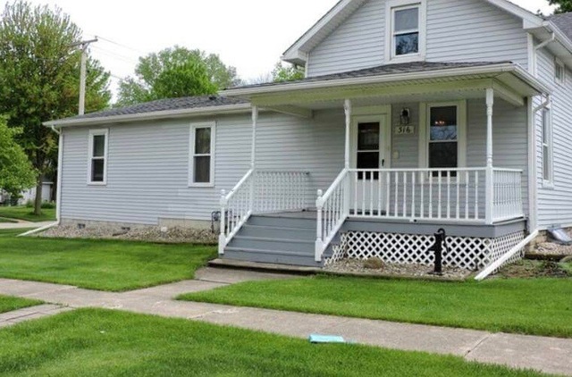 316 E Main Street property in PEOTONE