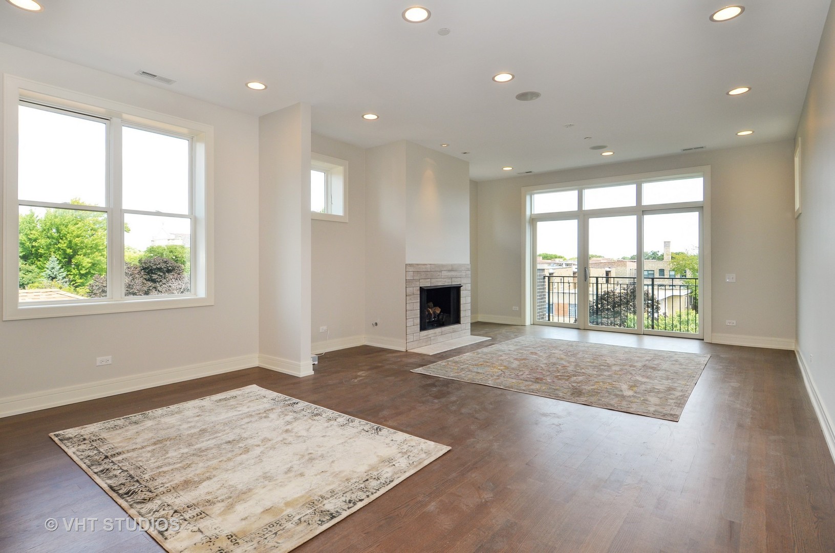 Park Tower penthouse interior at 800 North Michigan Avenue