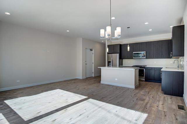 Park Tower penthouse interior at 800 North Michigan Avenue