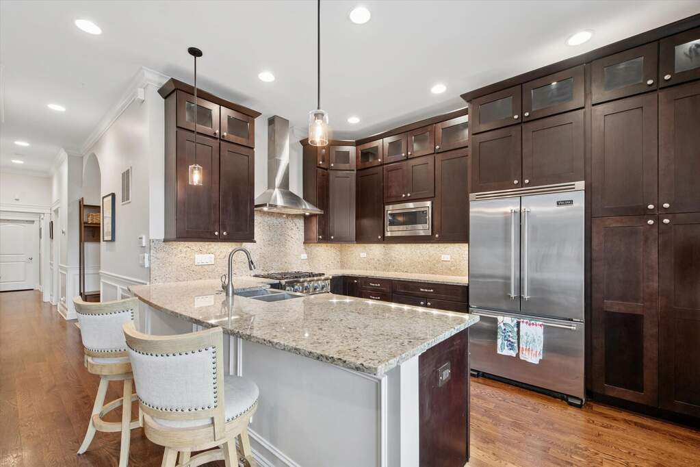 Private full-floor residence detail at Park Tower