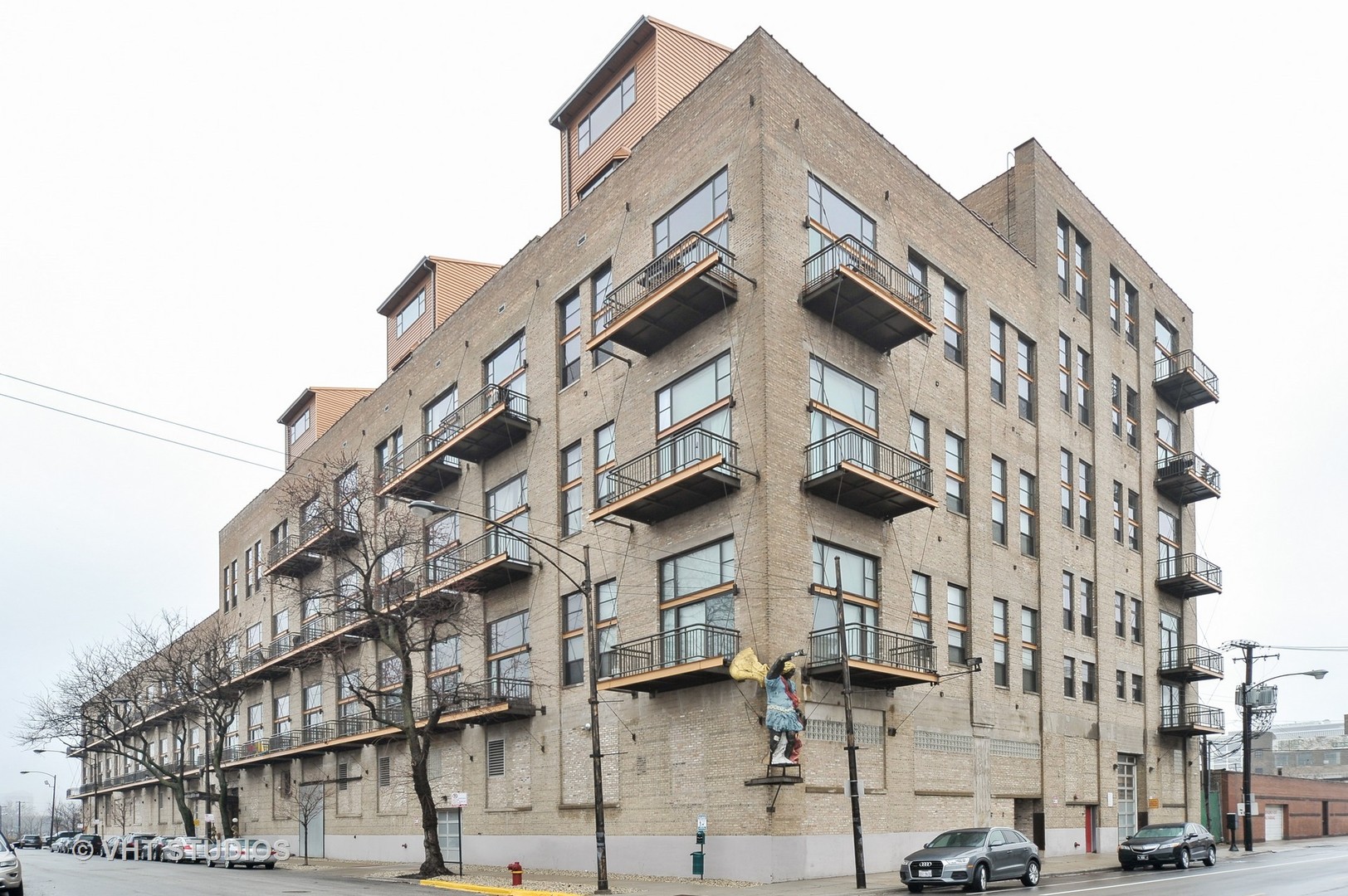 2545 S Dearborn Street #529 property in CHICAGO