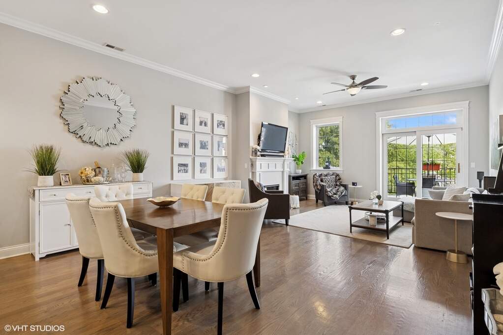 Private full-floor residence detail at Park Tower