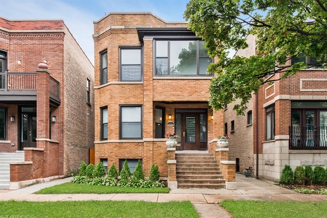 1651 W Farragut Avenue property in CHICAGO