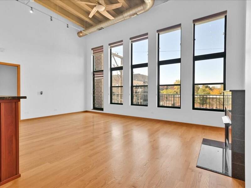 Private full-floor residence detail at Park Tower