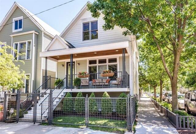 1757 W Henderson Street property in CHICAGO