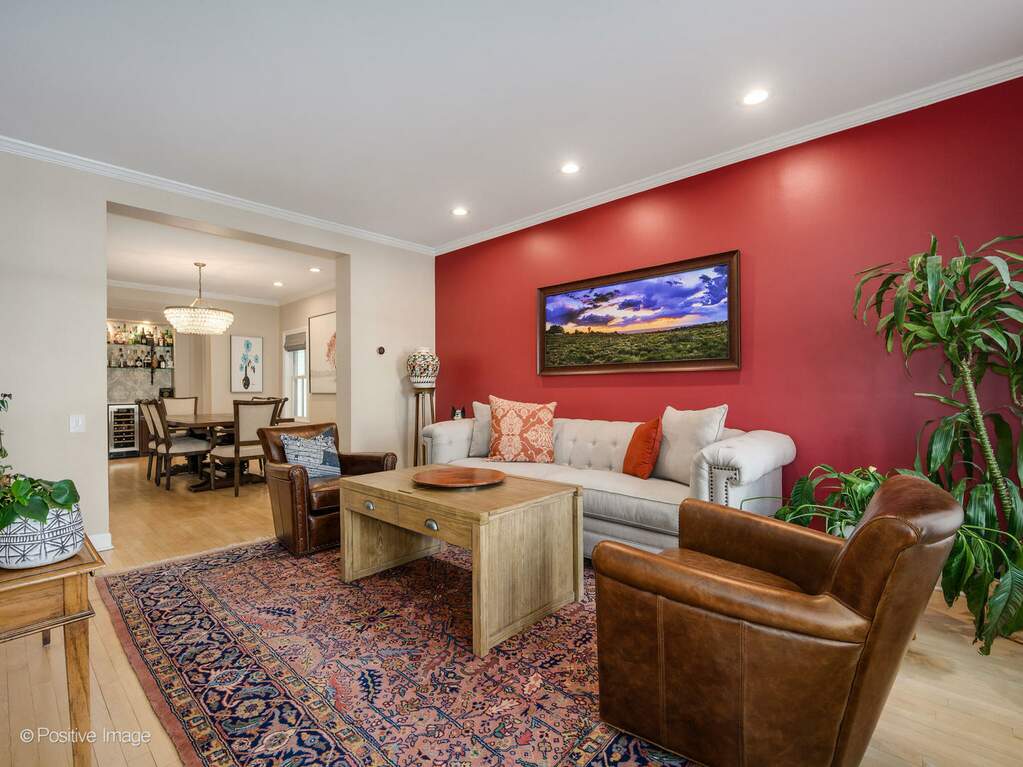 Luxury living space with panoramic Chicago views