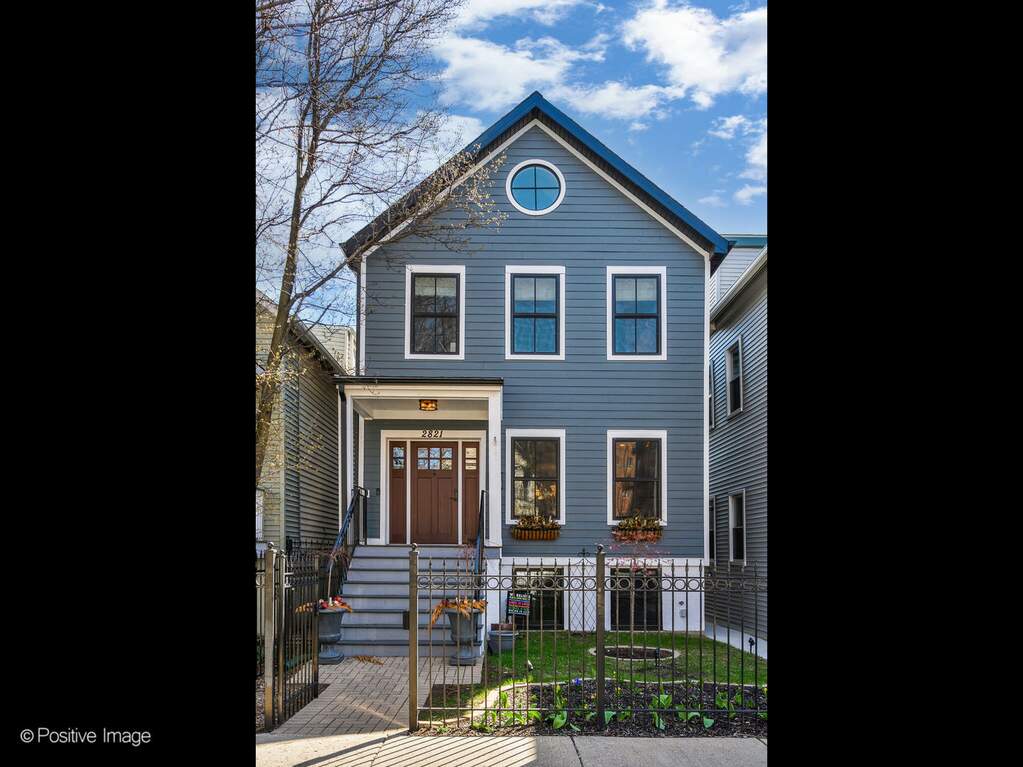 2821 N Racine Avenue property in Chicago