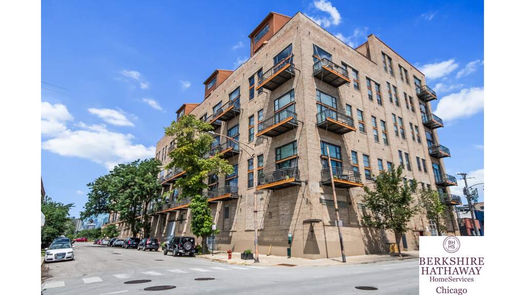 2545 S Dearborn Street #608 property in Chicago