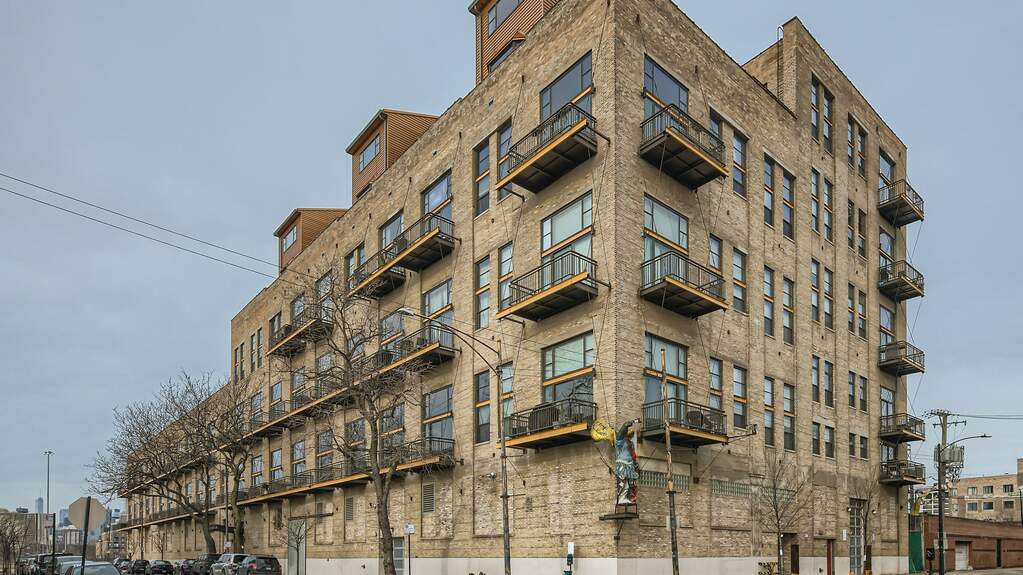 2545 S Dearborn Street #318 property in Chicago