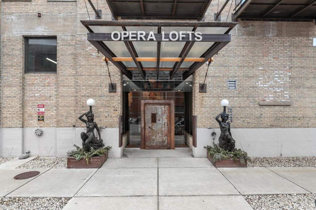 2545 S Dearborn Street #310 property in Chicago