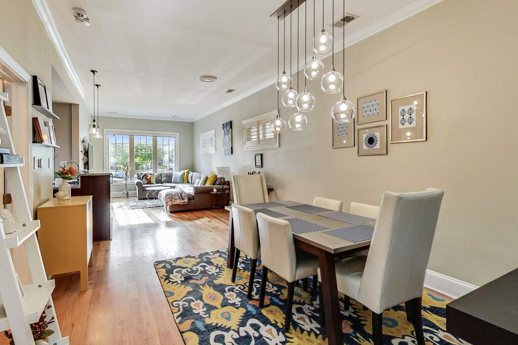 Luxury living space with panoramic Chicago views