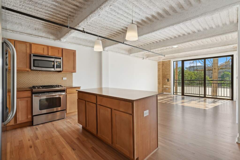 Luxury living space with panoramic Chicago views