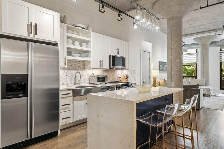 Private full-floor residence detail at Park Tower