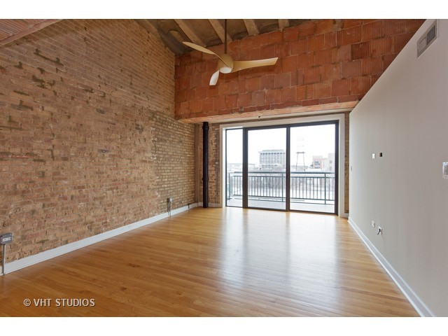 Park Tower penthouse interior at 800 North Michigan Avenue