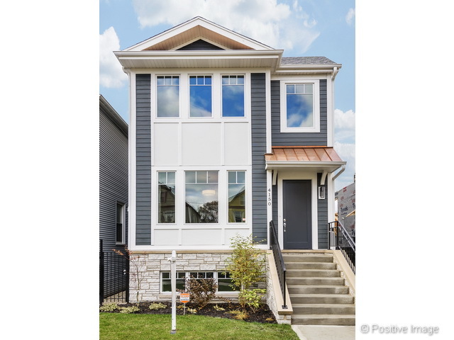 4152 N Maplewood Avenue property in CHICAGO