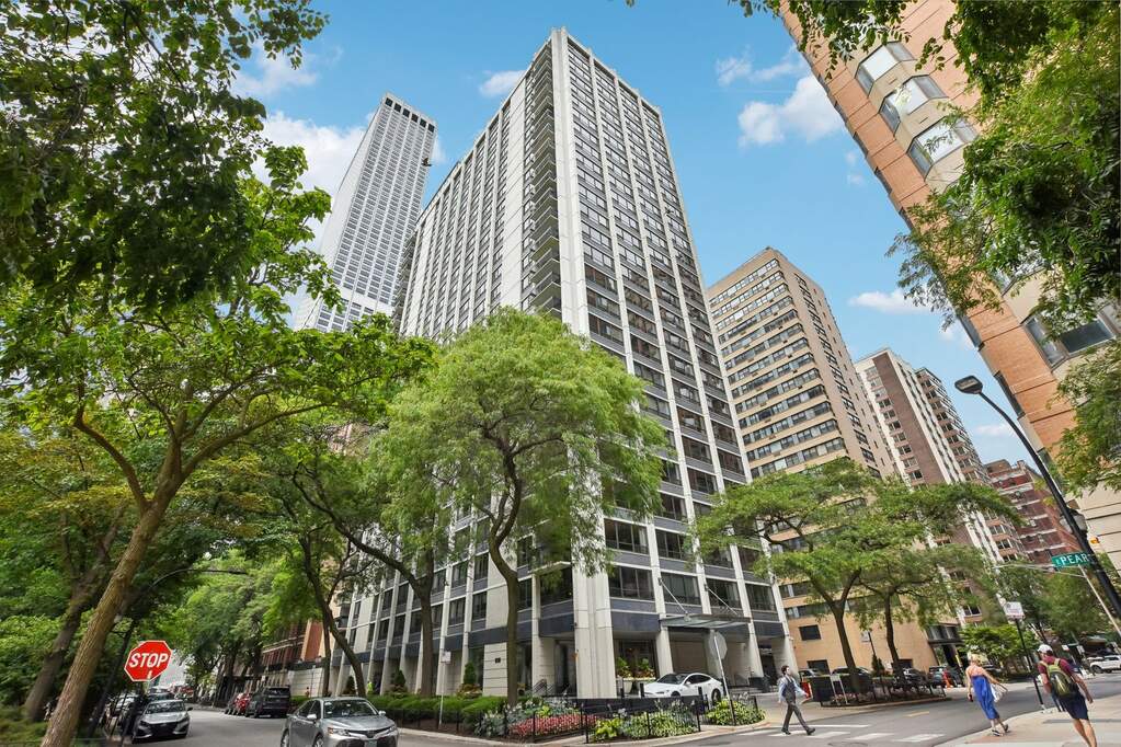 222 E Pearson Street #1808 property in Chicago