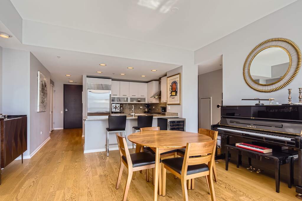 Private full-floor residence detail at Park Tower