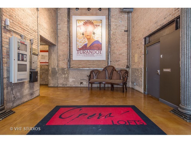 Park Tower penthouse interior at 800 North Michigan Avenue
