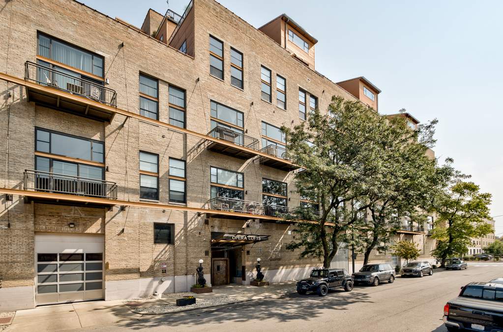 2545 S Dearborn Street #707 property in Chicago