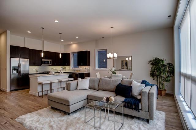 Designer kitchen and refined entertaining spaces