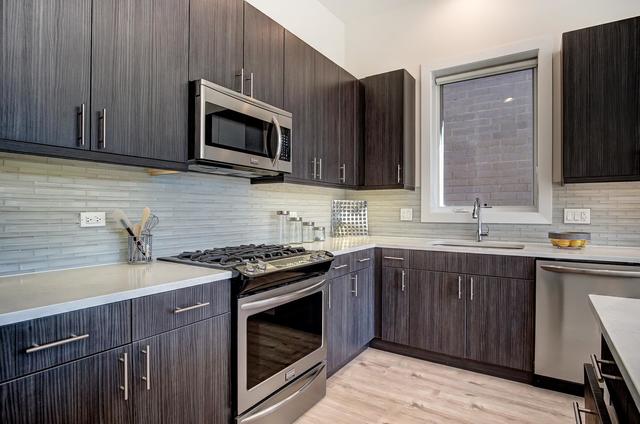Private full-floor residence detail at Park Tower