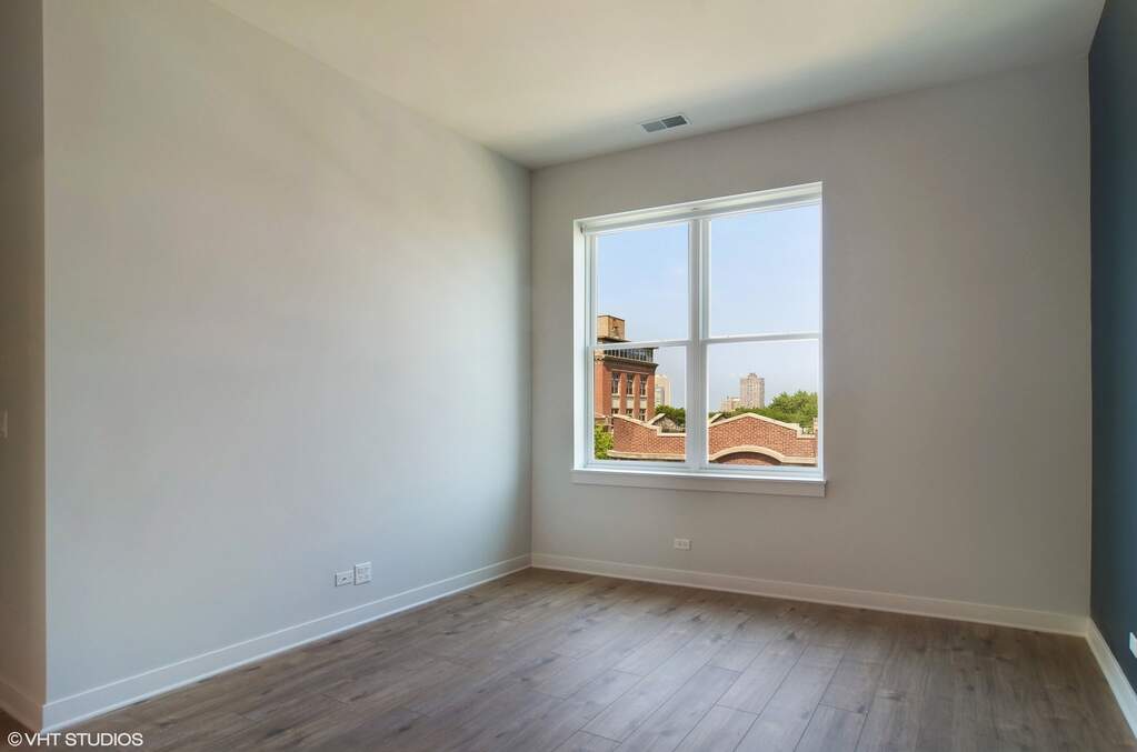 Private full-floor residence detail at Park Tower