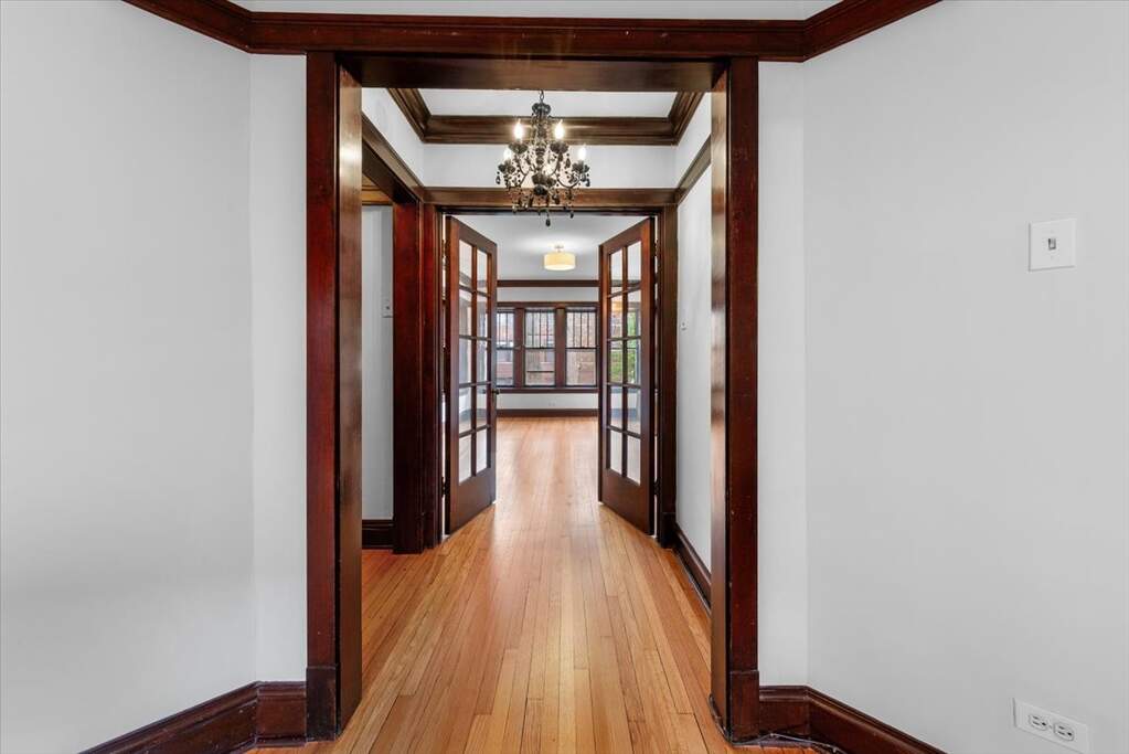 Luxury living space with panoramic Chicago views