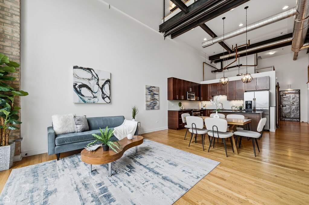 Luxury living space with panoramic Chicago views